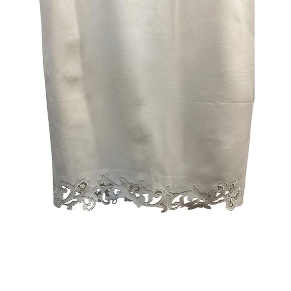 Commense Women's XSmall White Embroidered Hem Zip Solid Midi Skirt - Picture 6 of 9